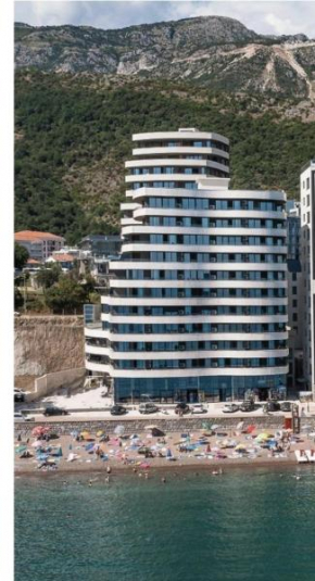 Rafailovici Beachfront Apartment 2